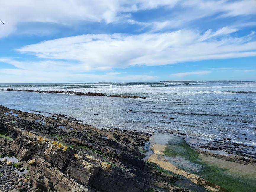 Coastal View Cottage Mullagh  外观 照片